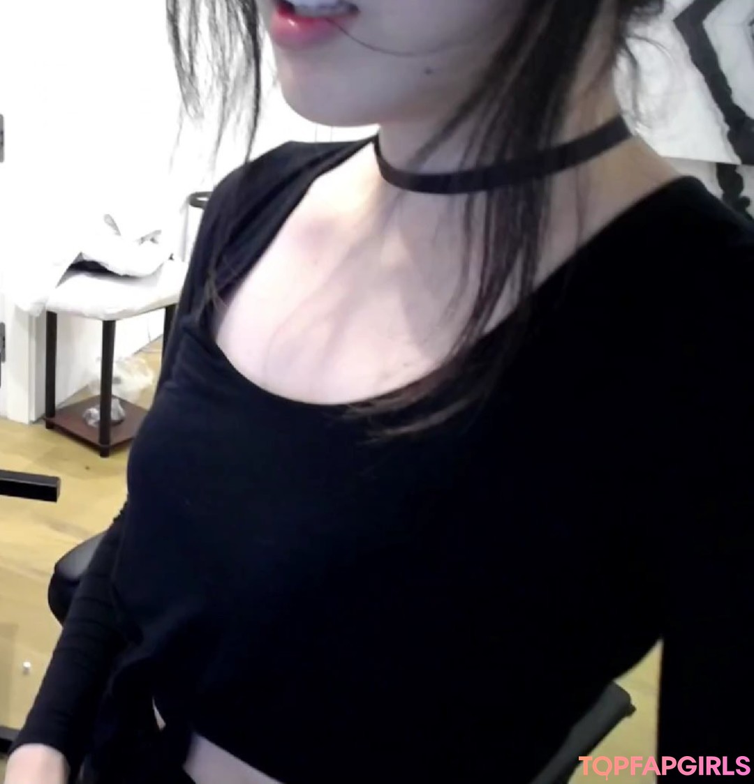 secretary onlyfans exclusive picture