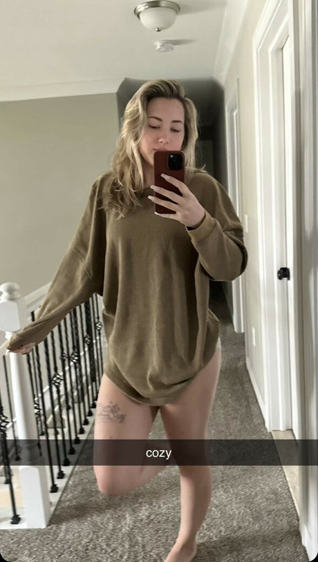 lesbian strapon onlyfans pornos pics