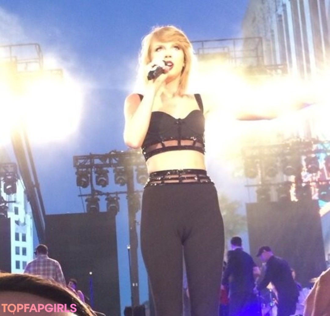 nerdy teen onlyfans sexy nude archive