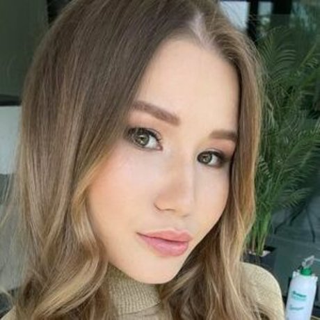 Amalia Davis star art picture