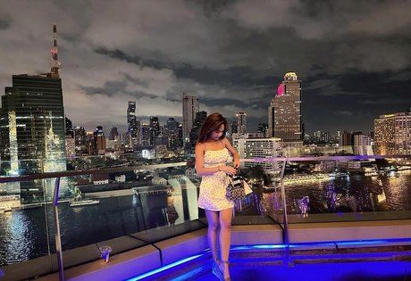 AlodiaMarie star beautiful images