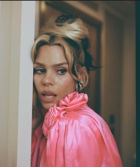 Billie Piper pornstar hot pictures