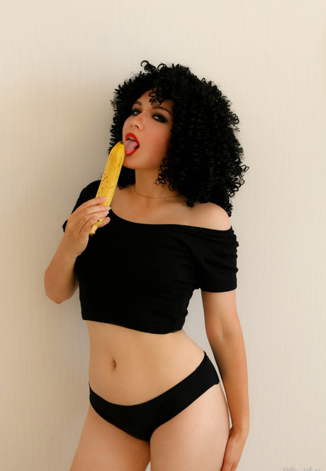 ASMR KittyKlaw pornstar nude images