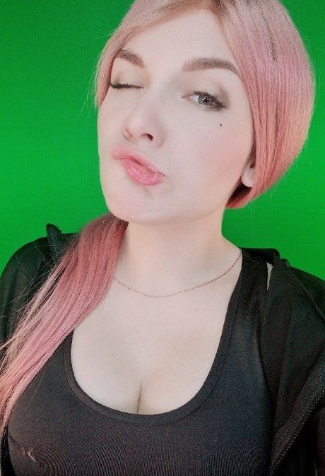 ASMR KittyKlaw star xxx photos