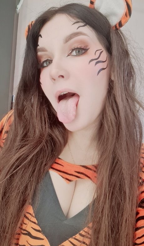 kitty xxx onlyfans free sexy picture