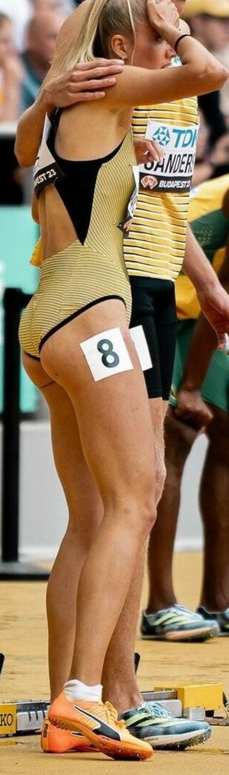 Alica Schmidt model beautiful pics