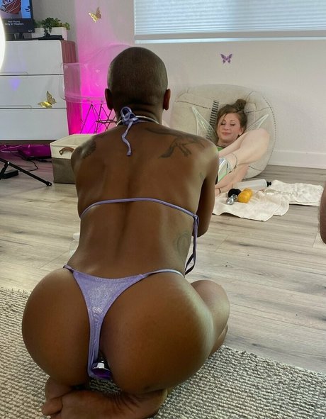 blonde big tits onlyfans porno photos