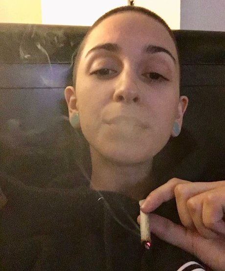 Yana Mori art star pics