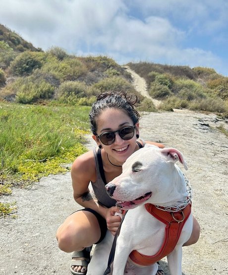 Yana Mori sexy actress img