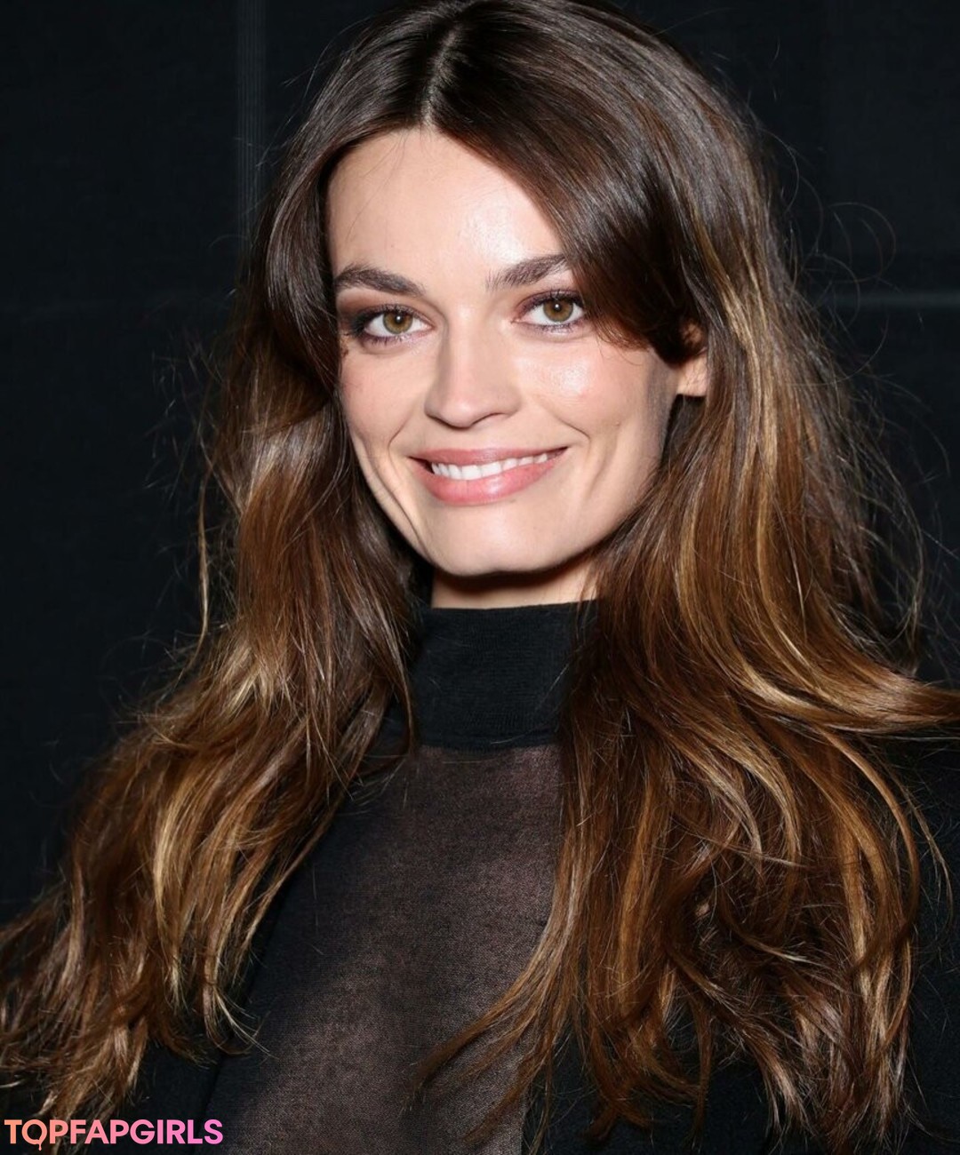 Emma Mackey star beautiful picture