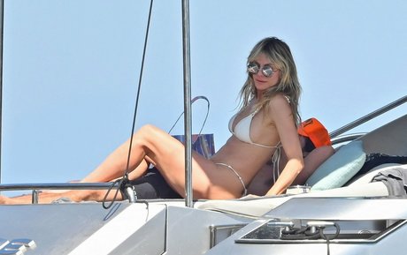 local onlyfans naked pics