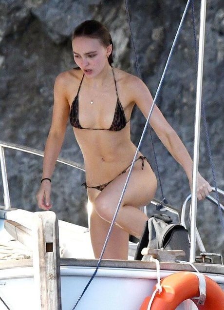 brazilian ass onlyfans adult img