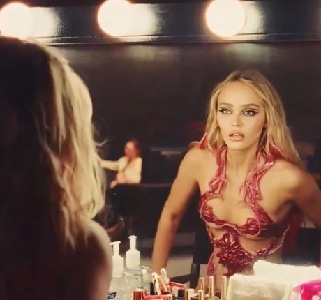 Lily Rose Depp nice model gallery