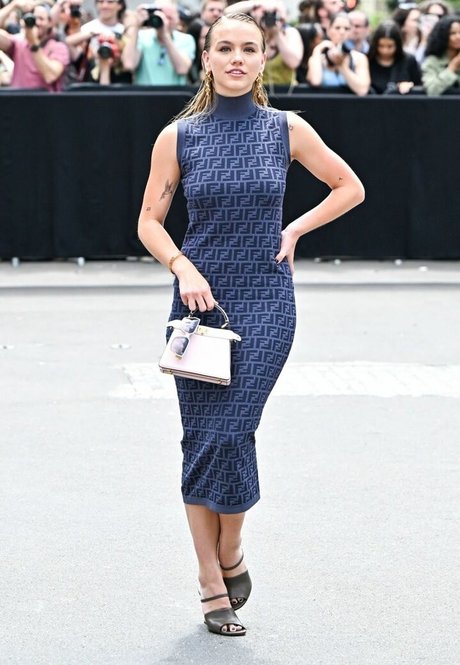 lesbian strapon onlyfans adult img