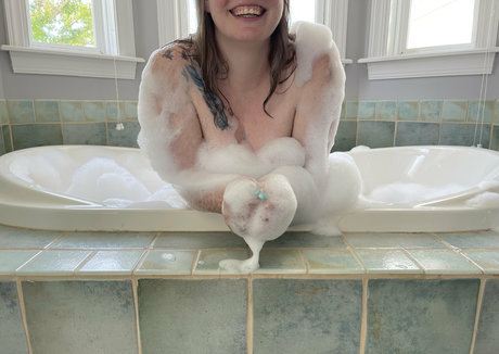 hotwifekk porn star archive