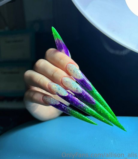 allison alis high quality model image