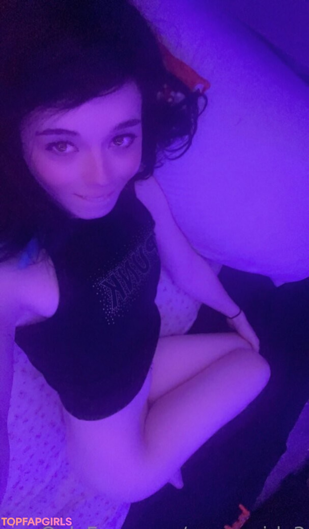 PuppyGirlX3 pornstar naked picture