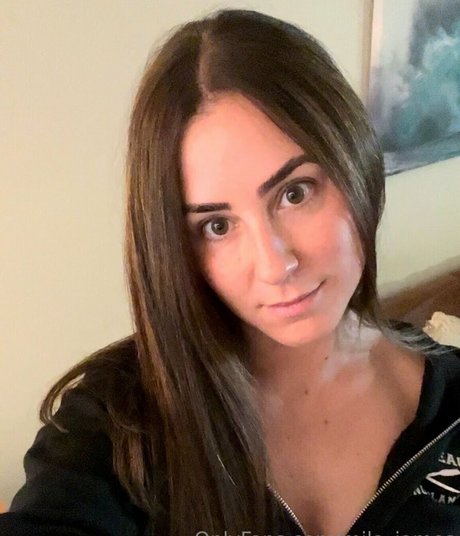 mila james nude star gallery