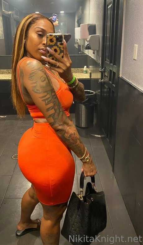 iamnikitaknight model sex pics