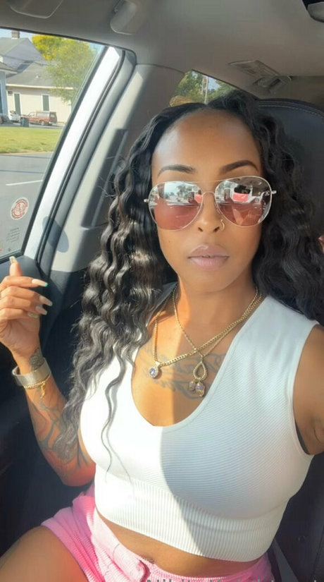 iamnikitaknight pornstar sexy images