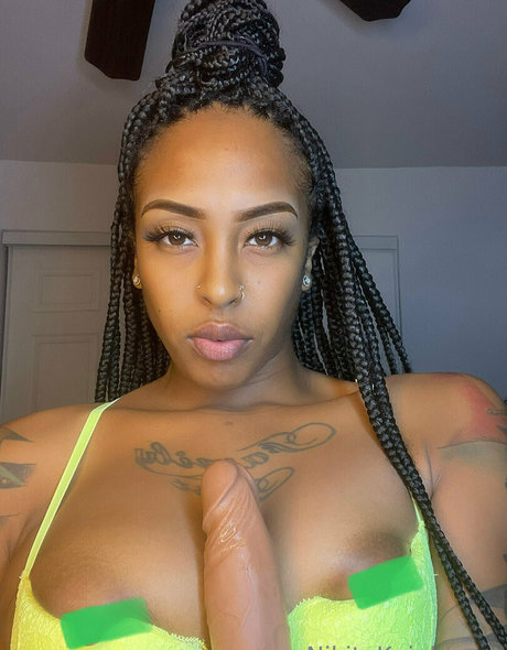 iamnikitaknight erotic pornstar photos