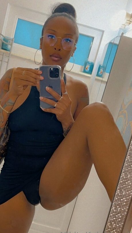 iamnikitaknight pornstar beautiful photo