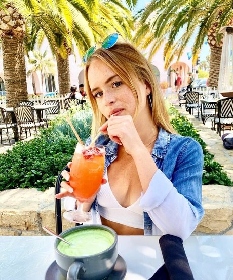 Ryann Shane star top images