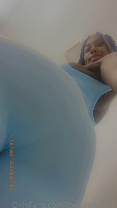 thedejababee star nude photo