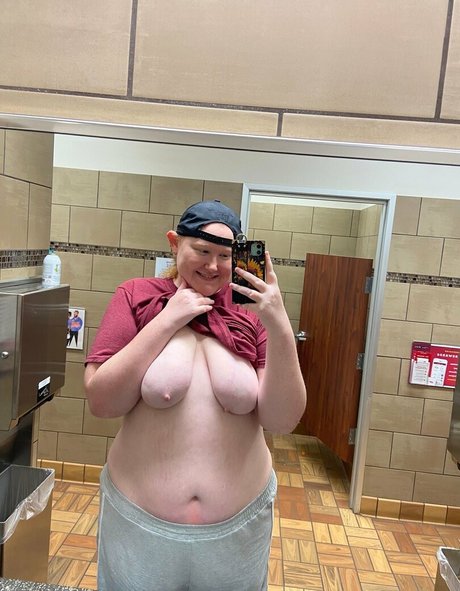 british milf onlyfans sexy nude pics