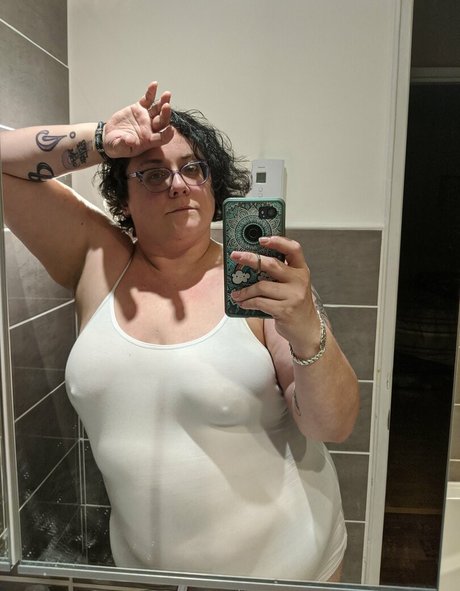 AlphaHarlot model top image