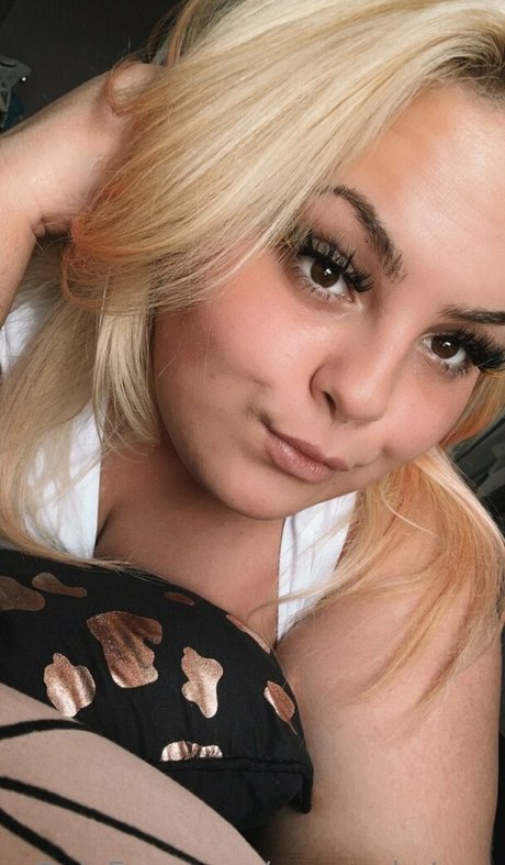 ebony ssbbw onlyfans beautiful naked photo