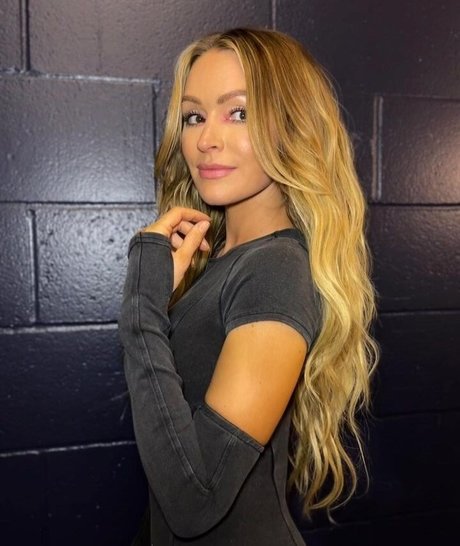 Laura Woods star sex photo