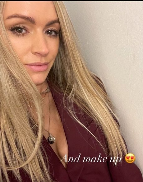 Laura Woods model sexy galleries