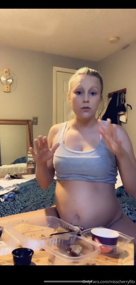 misscherryfitx model xxx image