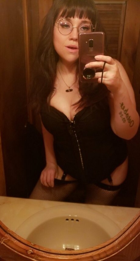 vvpurplerosevv star top pic