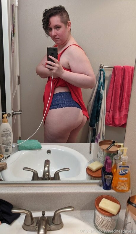 lesbian sex onlyfans sex picture