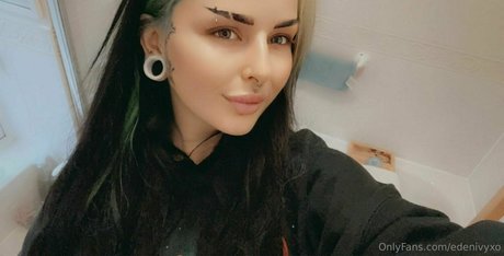 blonde secretary onlyfans pornographic pictures