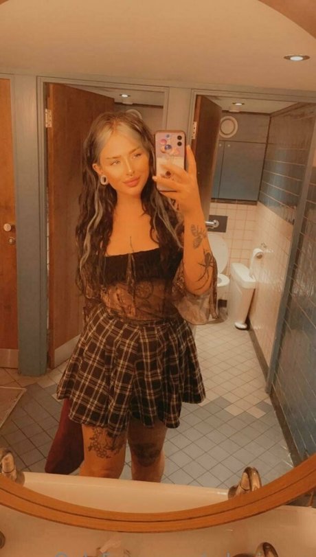 curvy lesbian onlyfans best gallery