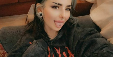 fisting onlyfans naked pic