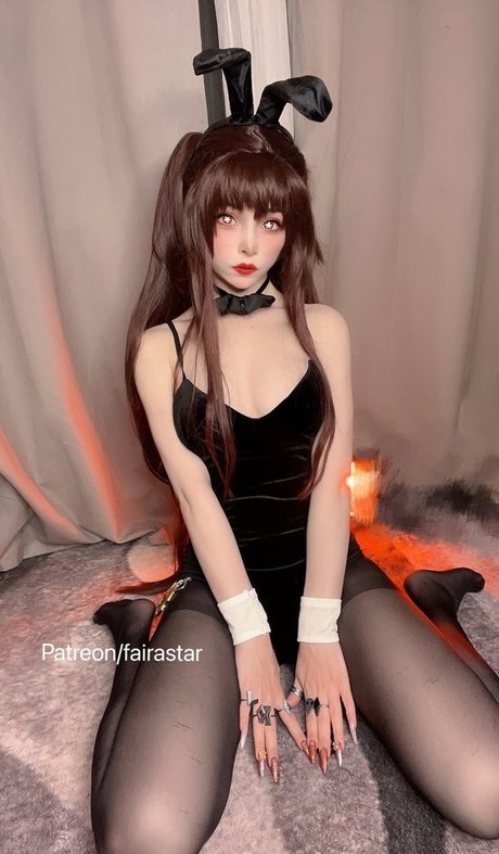 Faira Star model nudes images