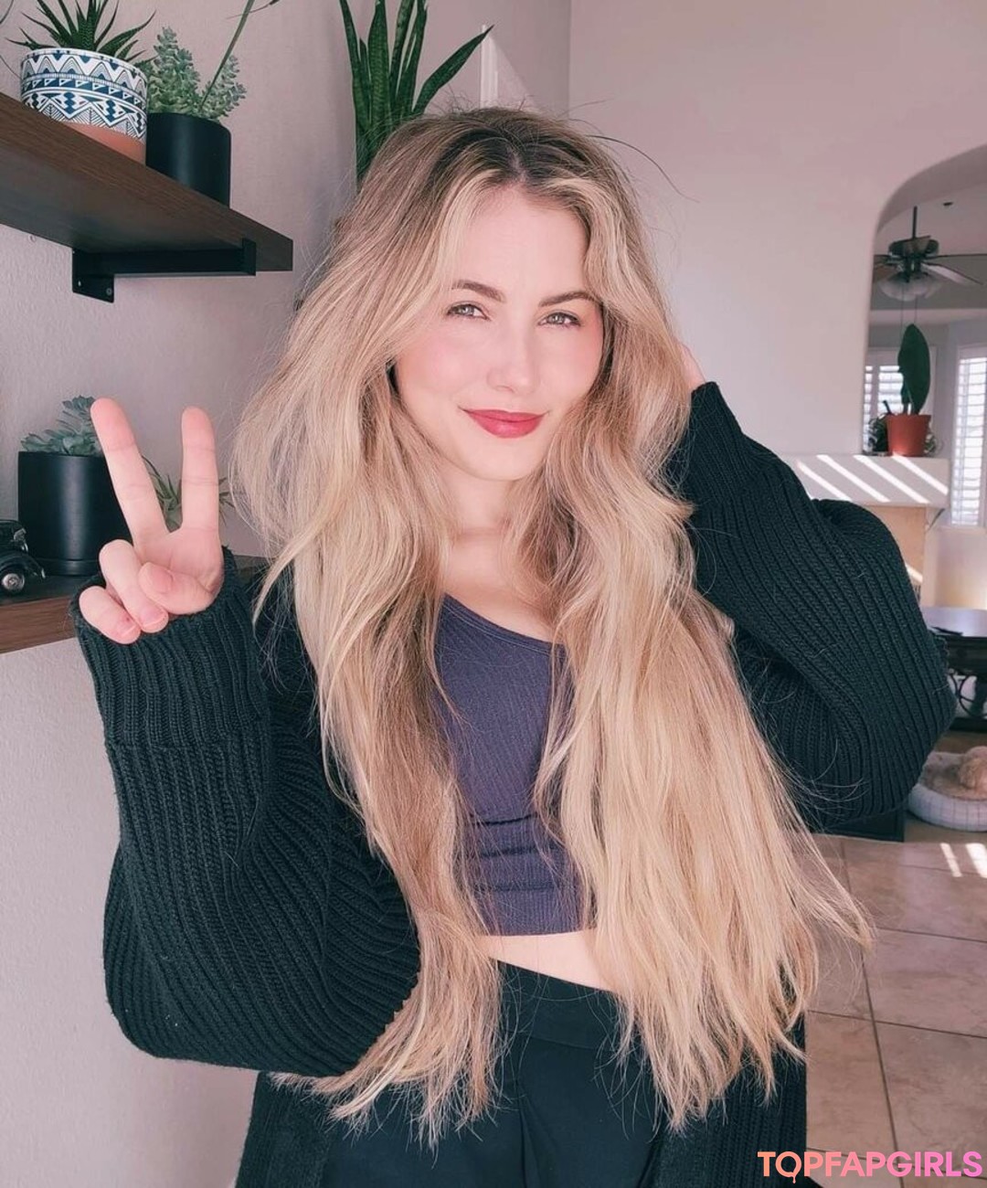 amateur blonde onlyfans adult picture