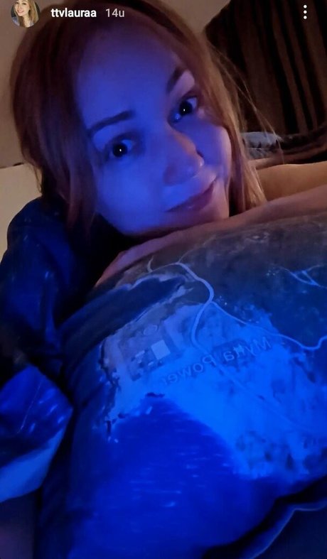 lauraa perfect star gallery