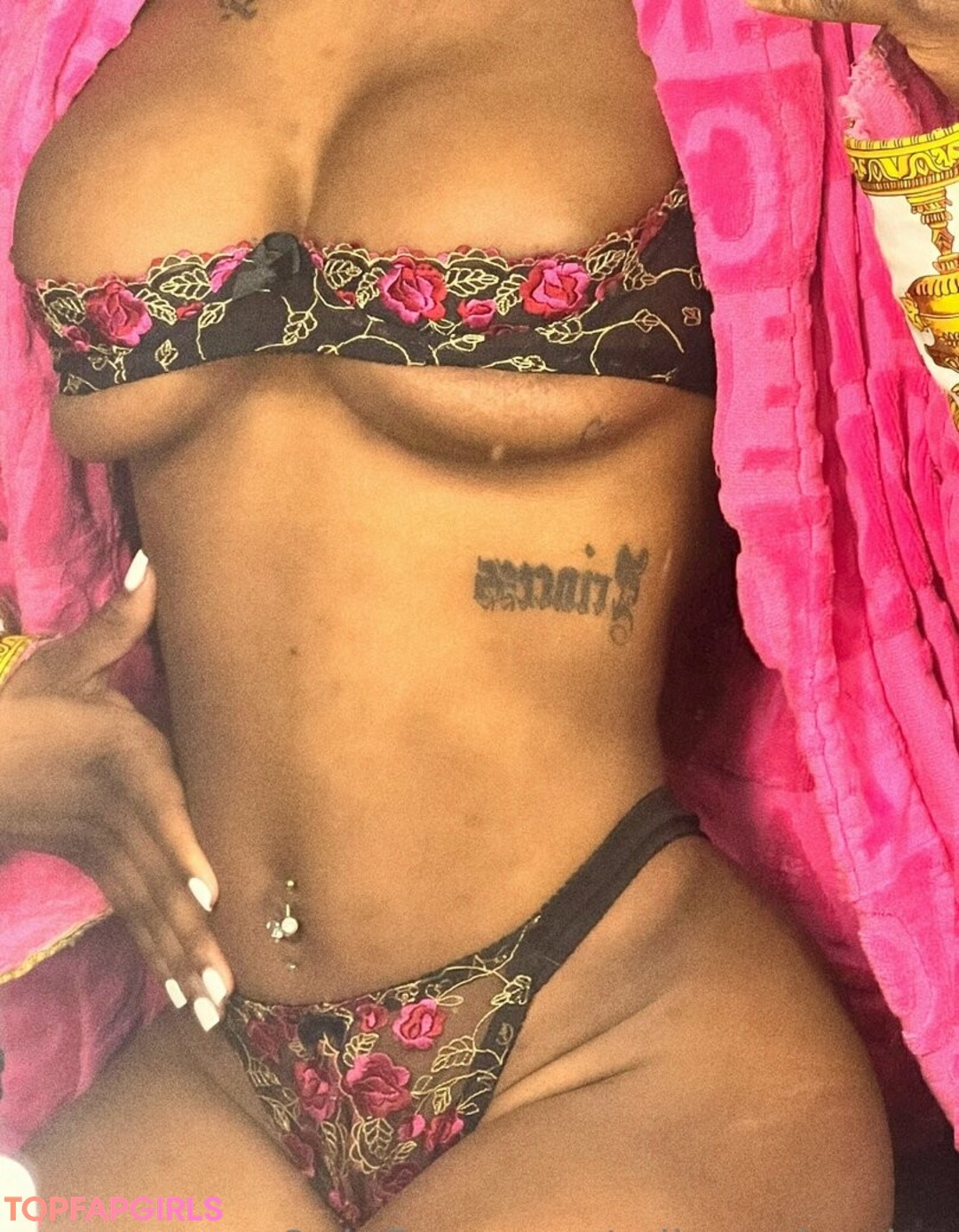 milanvalentine pornstar nice photo