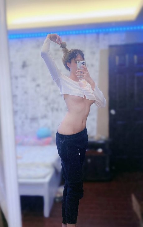 Kura Onee san erotic pornstar pictures