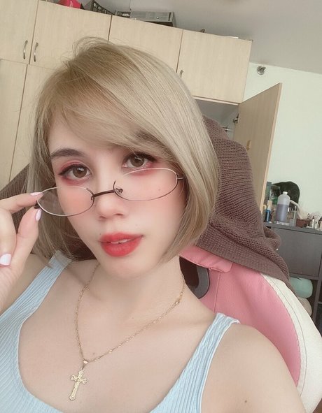 Kura Onee san pornstar beautiful images