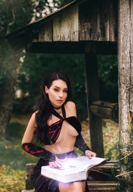 curvy nude onlyfans exclusive pic