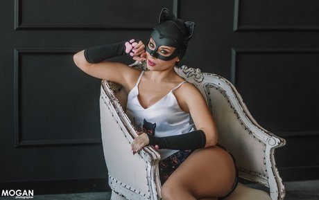 teen topless onlyfans art nude pic