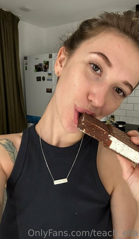teach ella star pornographic photo