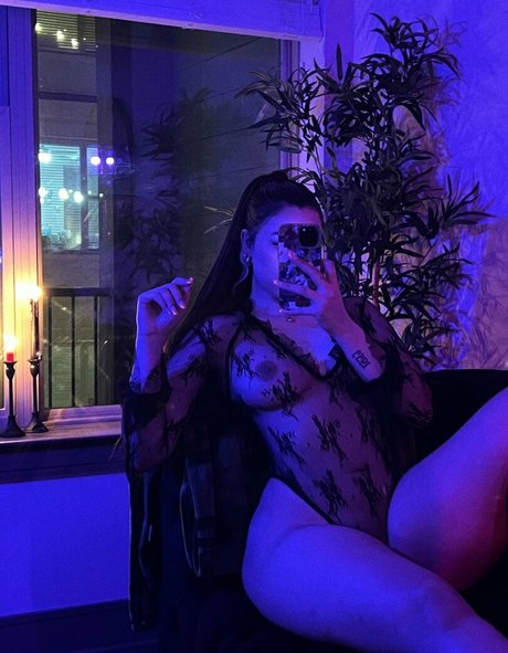 asian teen feet onlyfans adult image