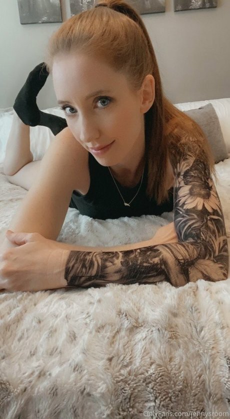 Jennysroom pornstar beautiful pic